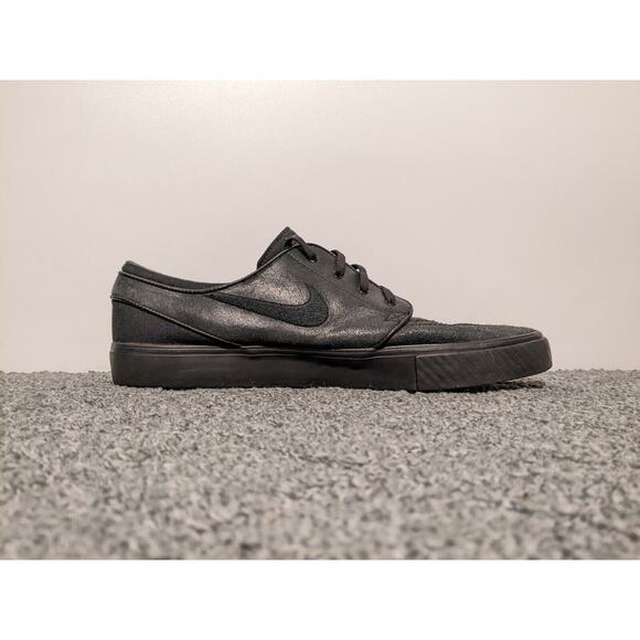 Nike SB Zoom Stefan Janoski Mens Skateboarding Shoes Black...